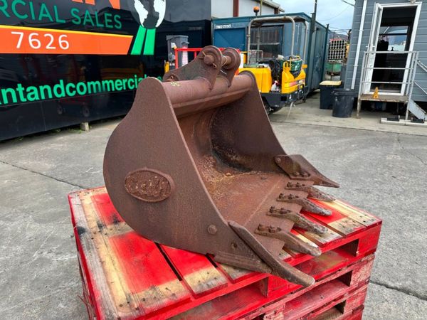 36" GEITH DIGGING BUCKET....40mm PINS.......903j 350807166