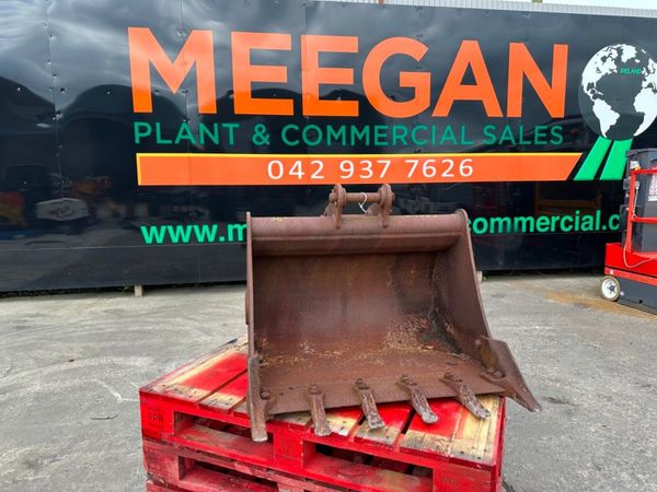 36" GEITH DIGGING BUCKET....40mm PINS.......903j 350807162