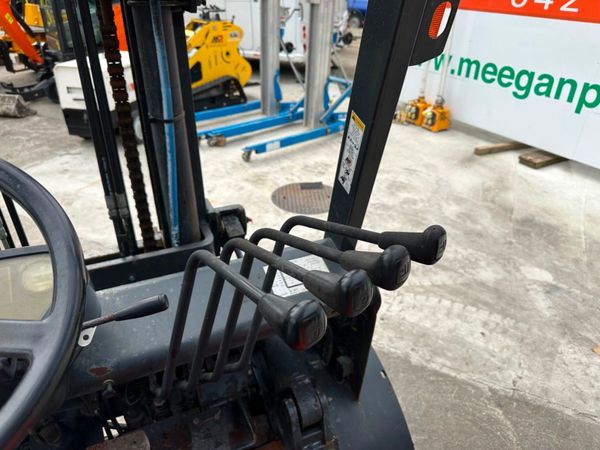 2012 NEXEN ... 5 TON ... FORKLIFT... 3,200 HOURS 350824359