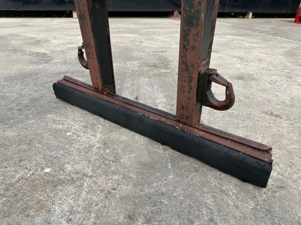 KINSHOFER 331 HYDRAULIC BLOC GRAB......Dm1. 350826429