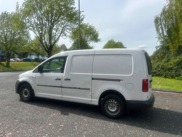 2019 Volkswagen Caddy Maxi INCLUDES VAT 350833913