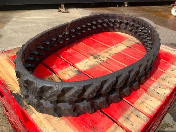 UNUSED 180 x 72 x 40 TAKEUCHI RUBBER TRACK...666. 350848701