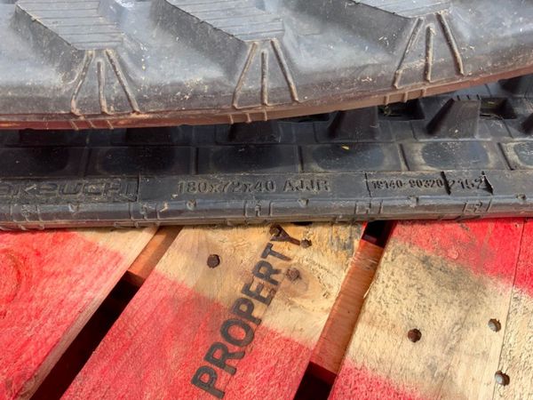 UNUSED 180 x 72 x 40 TAKEUCHI RUBBER TRACK...666. 350848703