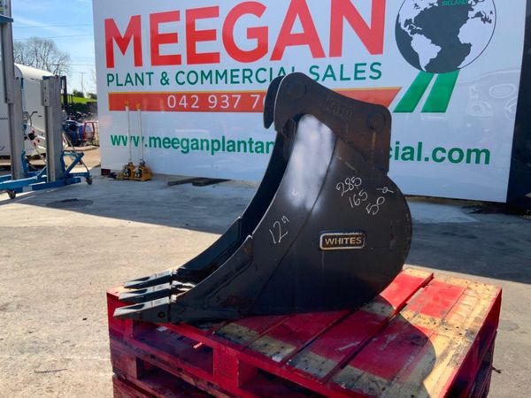 UNUSED 12" DIGGING BUCKET.....45mm PINS....898a. 351015850