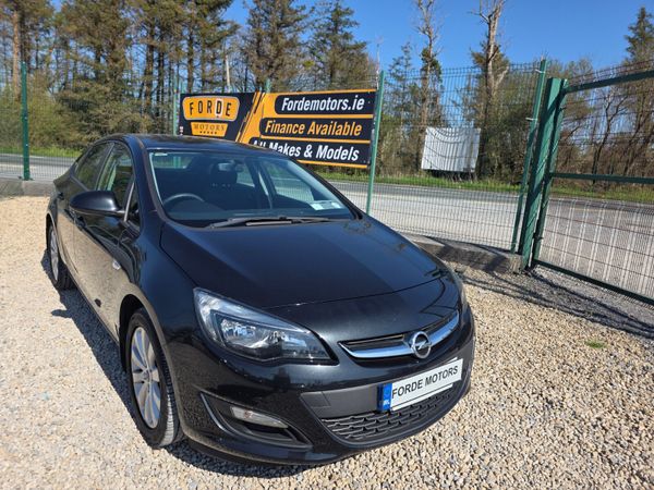 Opel Astra 2014 351018815