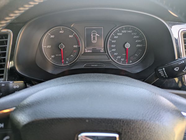 SEAT LEON ESTATE NEW NCT 04/27 351052008