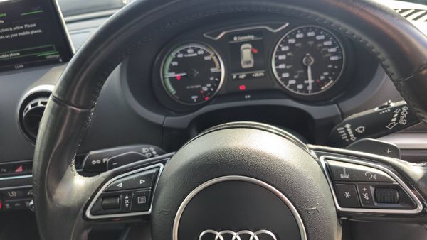 Audi A3 2015 E-tron AUTO 351262574