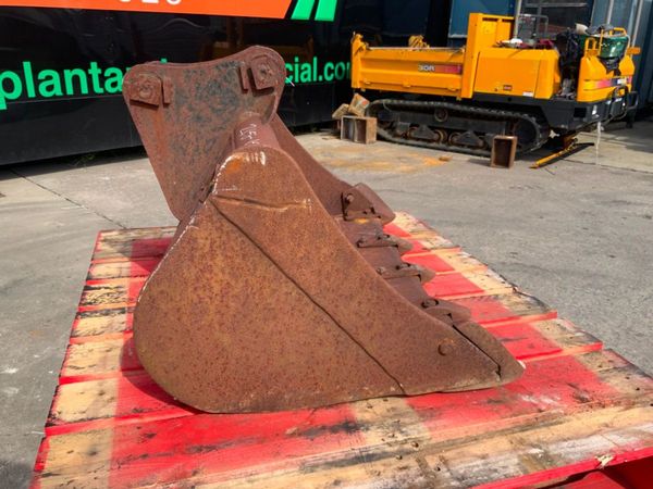 36" DIGGING BUCKET........40mm PINS.......904-36 351285212