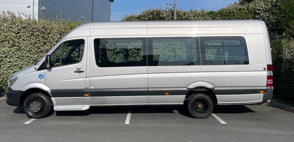 18 Seats Front Entry  Plus Wheelchair Lift 351417867