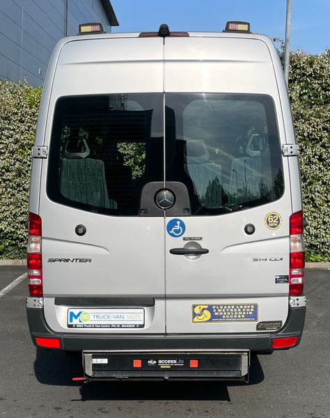 18 Seats Front Entry  Plus Wheelchair Lift 351417870