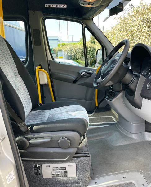 18 Seats Front Entry  Plus Wheelchair Lift 351417891