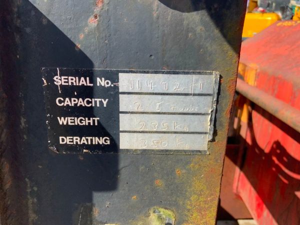 HI TIP FORKLIFT FRONT LOADER BUCKET.......900j. 351424987