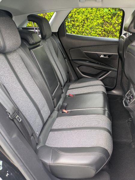 PEUGEOT 3008 1.2 PureTech Allure NCT 01/27 351431488