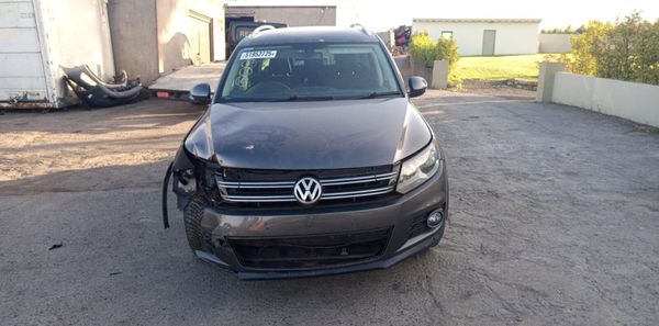 2014 VOLKSWAGEN TIGUAN 2.0 DIESEL FOR BREAKING 351572071