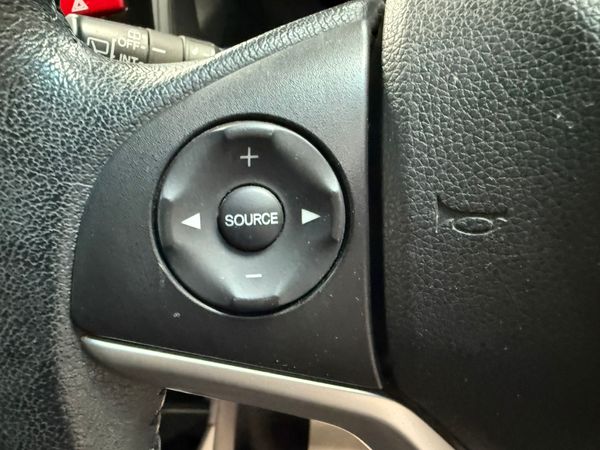 2016 Honda Jazz/Fit 1.5 Hybrid auto Top Specs 351673718