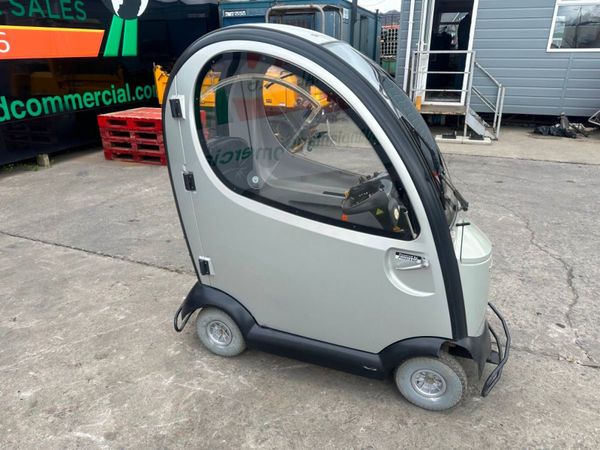 2014 SHOPRIDER MOBILITY SCOOTER 351719615