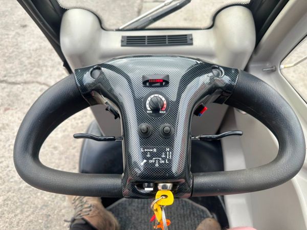 2014 SHOPRIDER MOBILITY SCOOTER 351719629