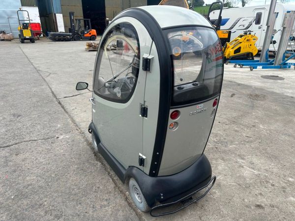 2014 SHOPRIDER MOBILITY SCOOTER 351719621