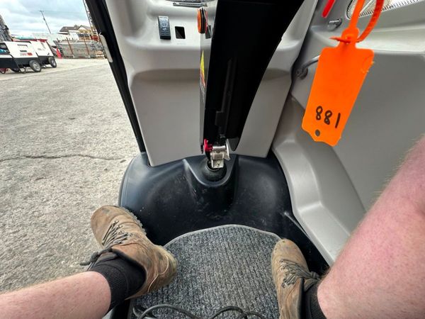 2014 SHOPRIDER MOBILITY SCOOTER 351719630