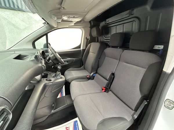 21 Opel Combo - NOW RESERVED - OTHERS AVAILABLE 351722307
