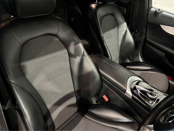 Mercedes-Benz C-Class 200 D AVANTGARDE 5DR AUTO 351820938
