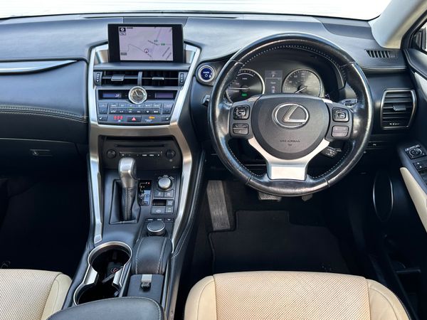 Lexus NX300 Executive 351877614