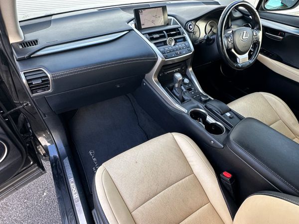 Lexus NX300 Executive 351877617