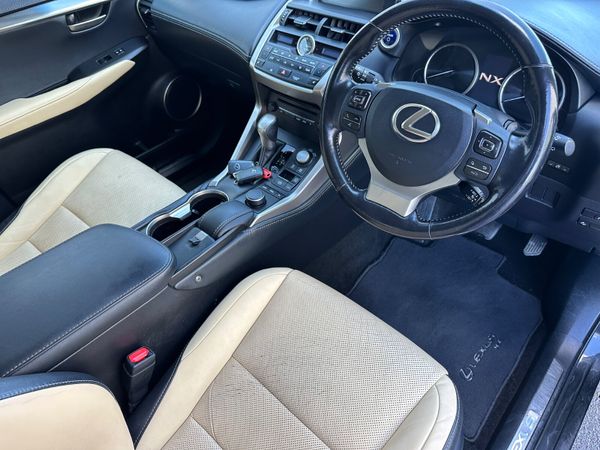 Lexus NX300 Executive 351877619