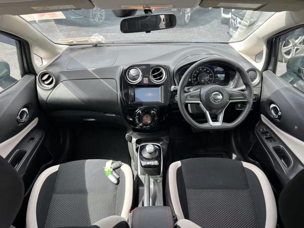 172 Nissan Note Hybrid 352130739