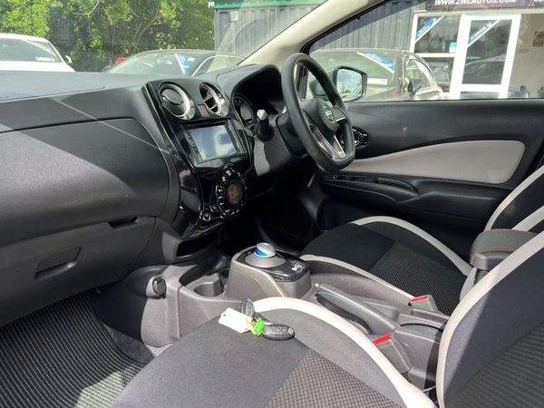 172 Nissan Note Hybrid 352130759