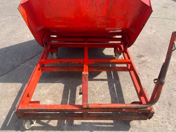 FORKLIFT SELF TIPPING TROLLEY SKIP.......21v. 352167099