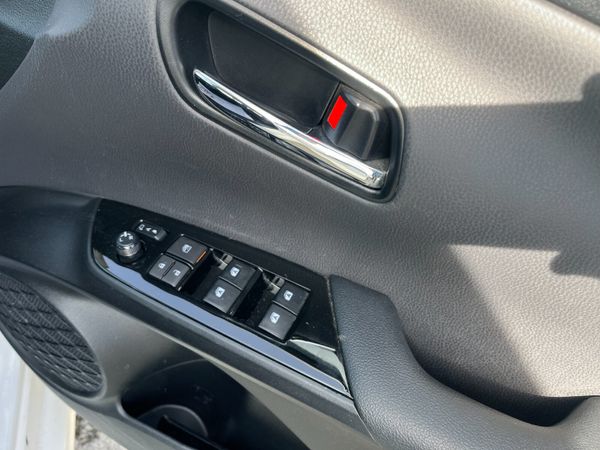 TOYOTA PRIUS 2018, 1.8 HYBRID AUTO 352186998