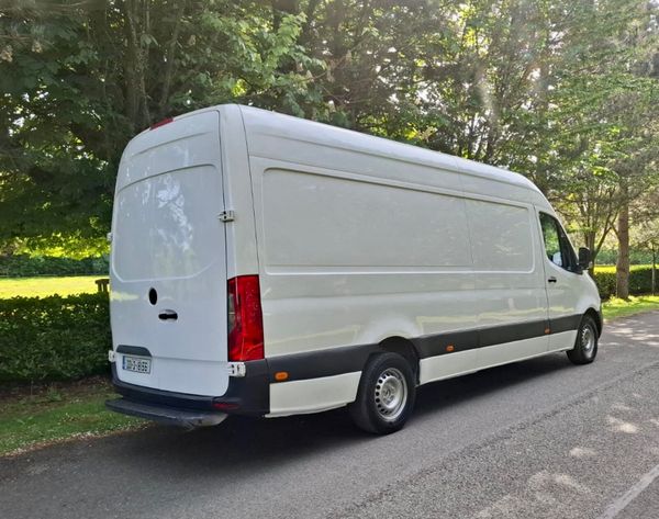 Mercedes-Benz Sprinter LWB 2020 DOE 5/25 352183411