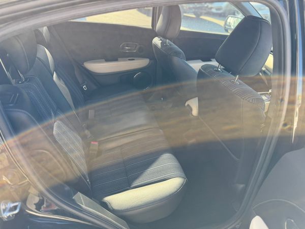 2016 Honda Vezel(HRV)1.5 hybrid auto,62K Miles 352193935