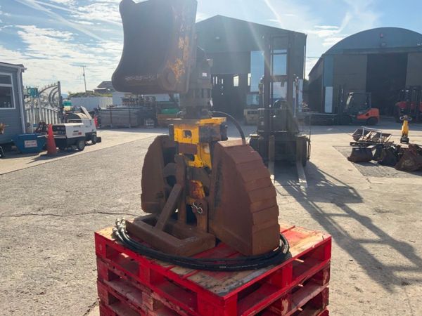 NARROW GAUGE CLAMSHELL BUCKET........501v. 352273028