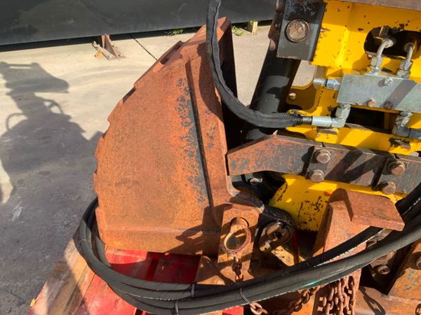 NARROW GAUGE CLAMSHELL BUCKET........501v. 352273023