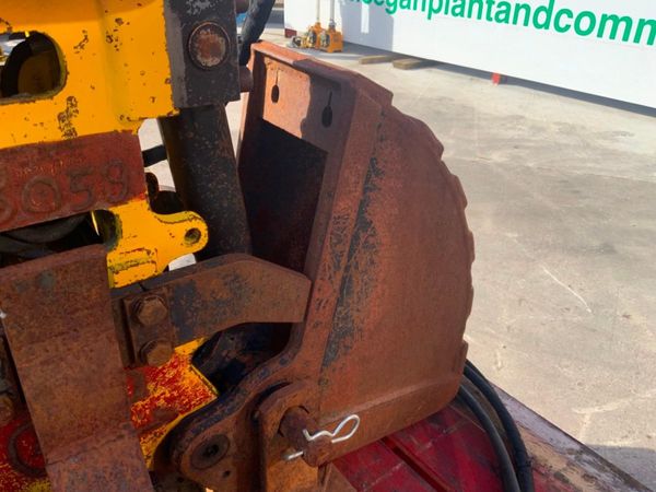 NARROW GAUGE CLAMSHELL BUCKET........501v. 352273030