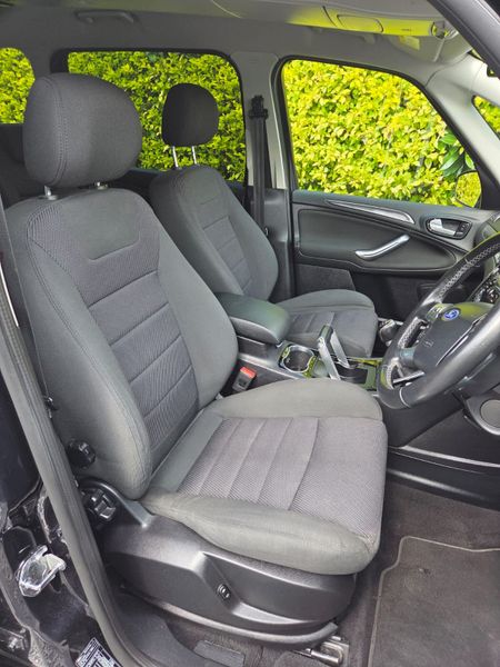 FORD GALAXY TITANIUM/7 SEATS /FULLY SERVICED 352304834