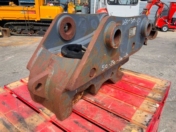 TEFRA HILL QUICK HITCH.......80mm PINS.......412v. 352307760