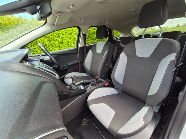 Ford Focus 1L ecoboost LOW MILEAGE 352308066