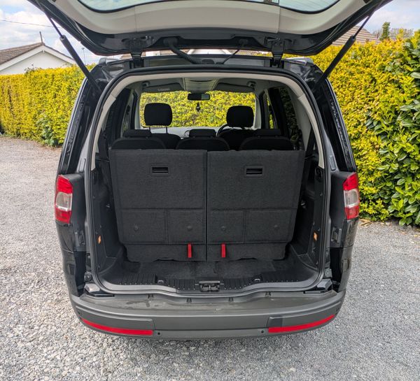 FORD GALAXY TITANIUM/7 SEATS /FULLY SERVICED 352303786