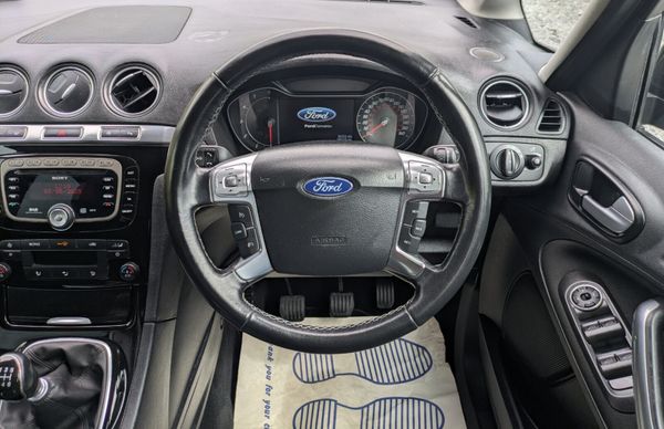 FORD GALAXY TITANIUM/7 SEATS /FULLY SERVICED 352303783