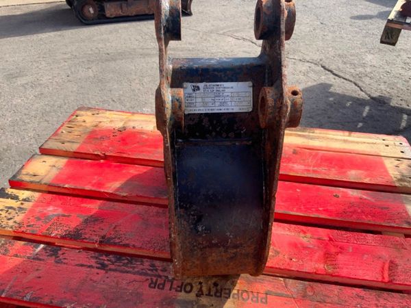 6" JCB DRAINAGE BUCKET.....30mm PINS......629-6. 352313571