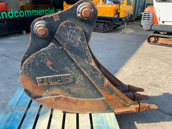 18" JCB DIGGING BUCKET....65mm PINS.......377v. 352326350