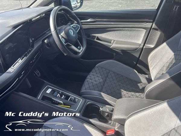 2020 (202) Volkswagen Golf R Line 2.0 TDI - Automa 352457415