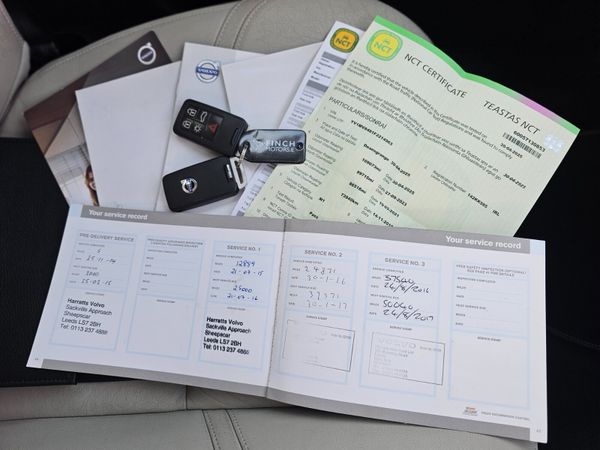 VOLVO V40 SE LUX NAV // NEW NCT 03/26 352481620