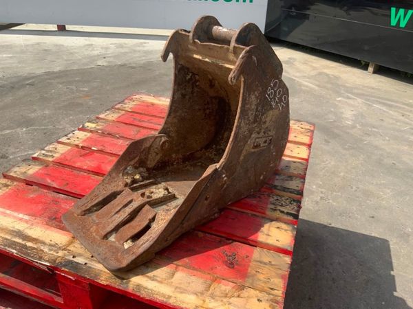 12" MINI DIGGER BUCKET.....40mm PINS......353v. 352492038