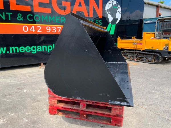 90" STRICKLAND MANITOU LOADER BUCKET....2027. 352493148