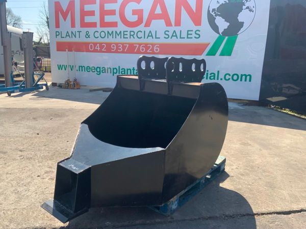 UNUSED CONCRETE POURING BUCKET.......7764. 352507188