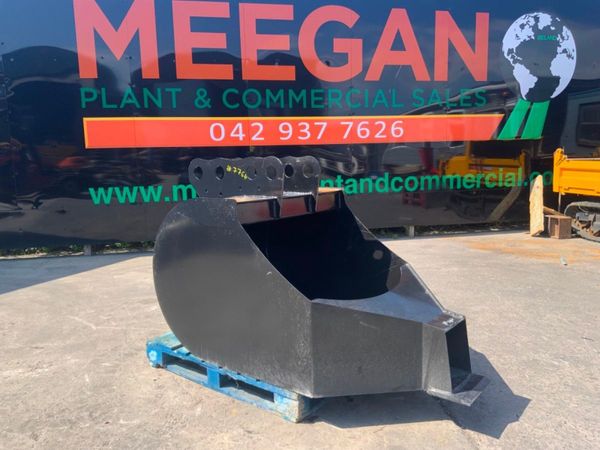 UNUSED CONCRETE POURING BUCKET.......7764. 352507190